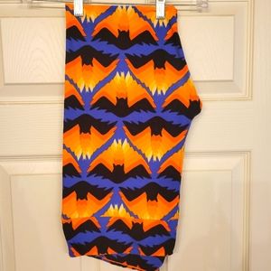 LuLaRoe Tall & Curvy Leggings TC EUC Halloween Bats